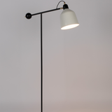 Lámpara de Pie Skala